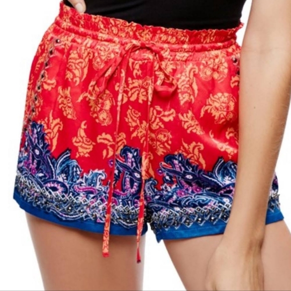 Free People Red Blue Beaded Drawstring Shorts Sz XS Hippie Boho Festival - Picture 2 of 5